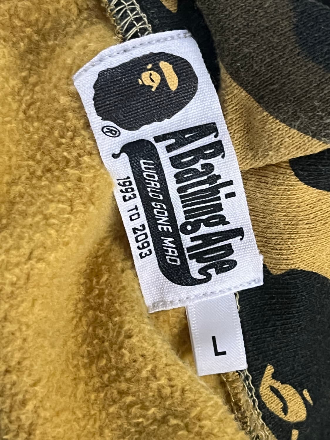 새상품급) 베이프 황계 샤크 후드집업 상품이미지3