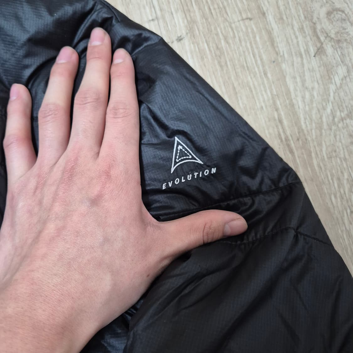 네파 에볼루션 경량패딩 상품이미지4