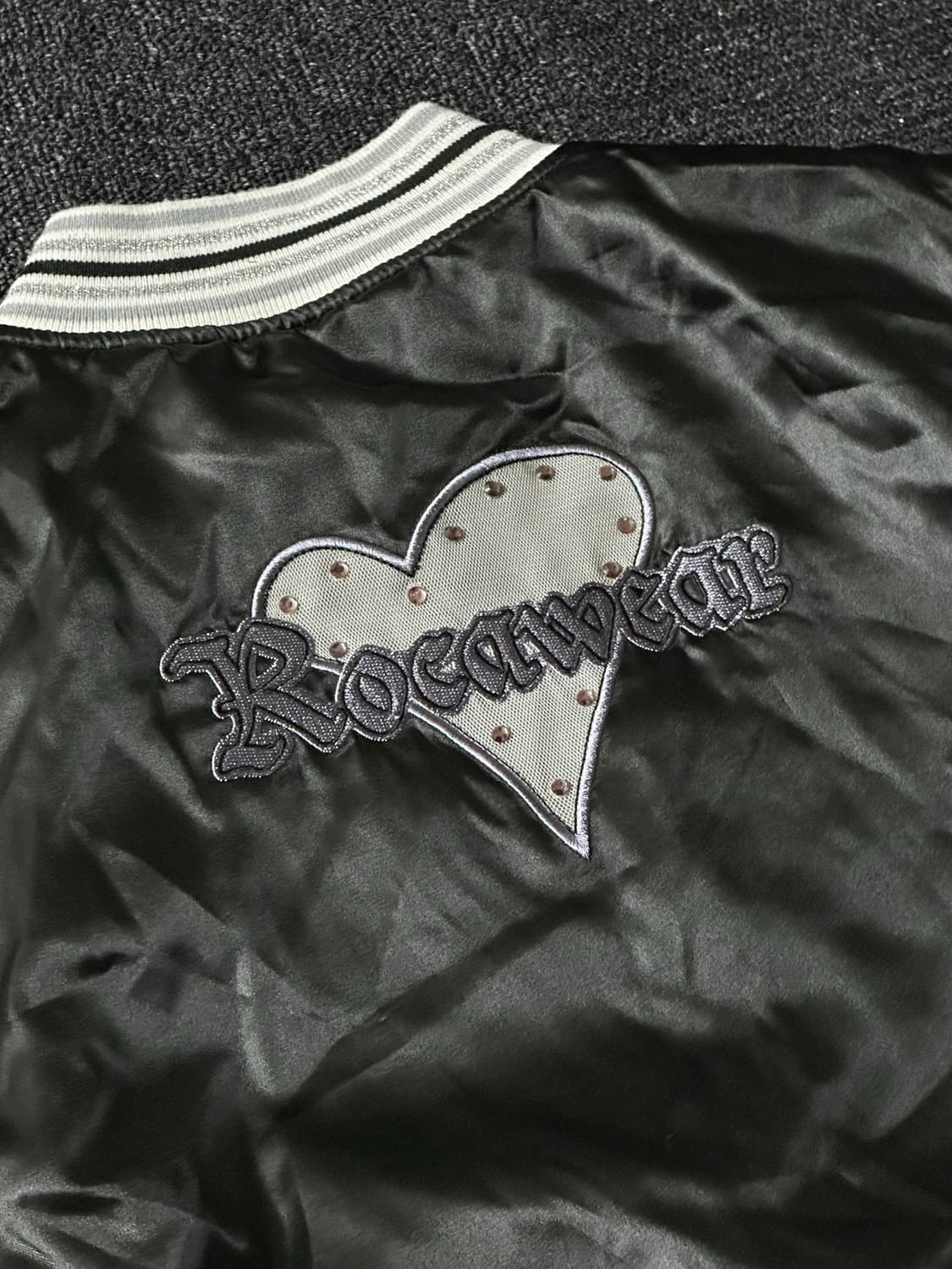 Rocawear 리버시블 큐빅 사틴 봄버 자켓  L 사이즈 상품이미지5