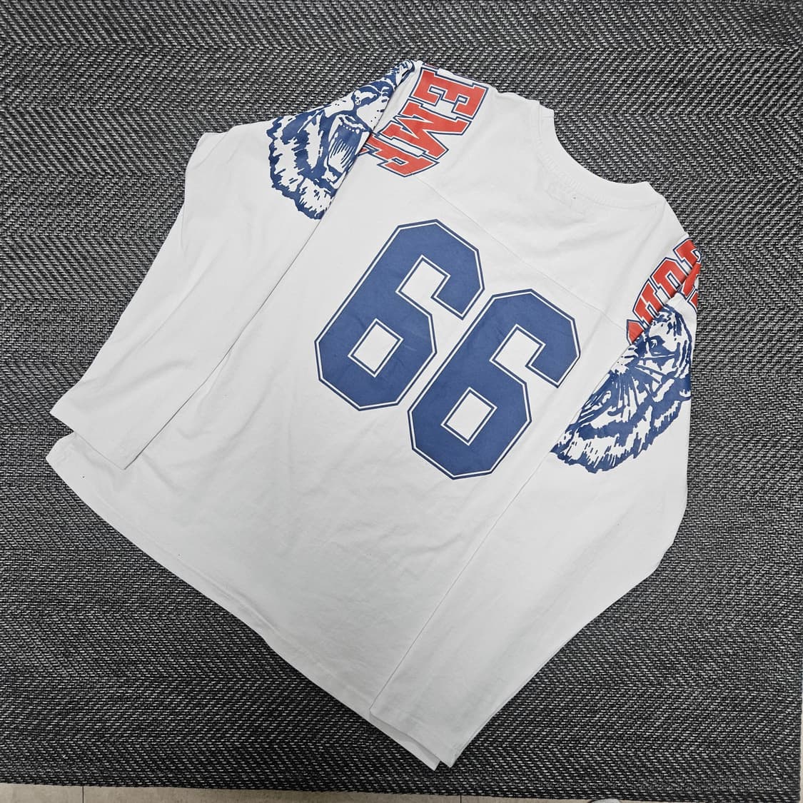 슈프림 마스코트 롱슬리브 M 상품이미지2