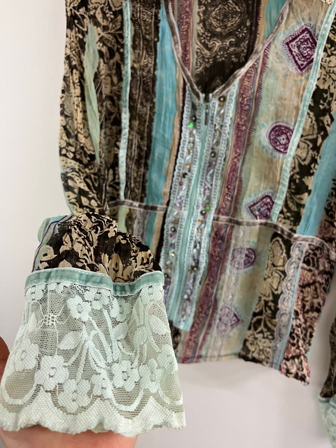 Bohemian Tapestry Blouse 상품이미지3