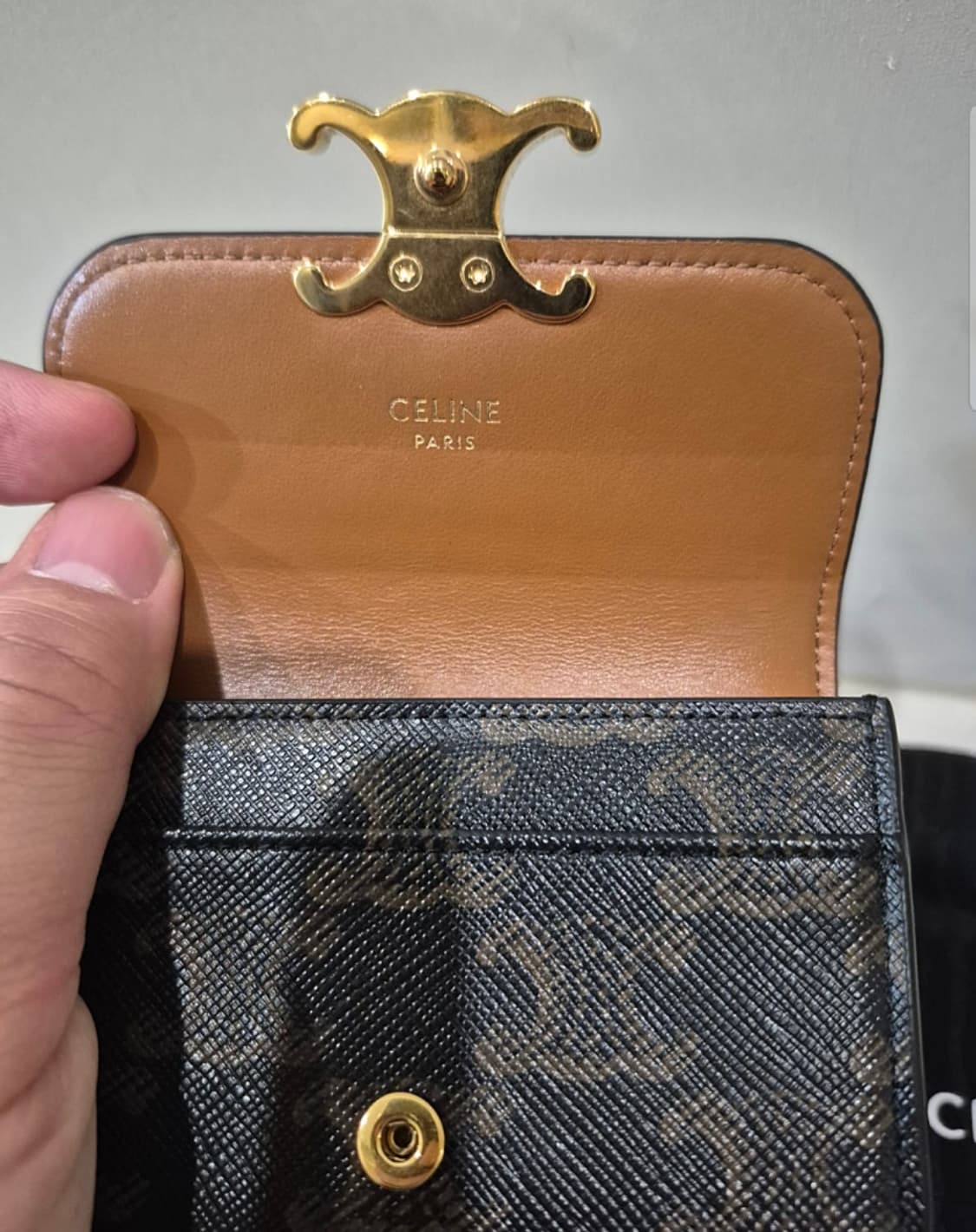 셀린느 정품 트리옹프 카드지갑 풀박스 판매합니다 상품이미지4