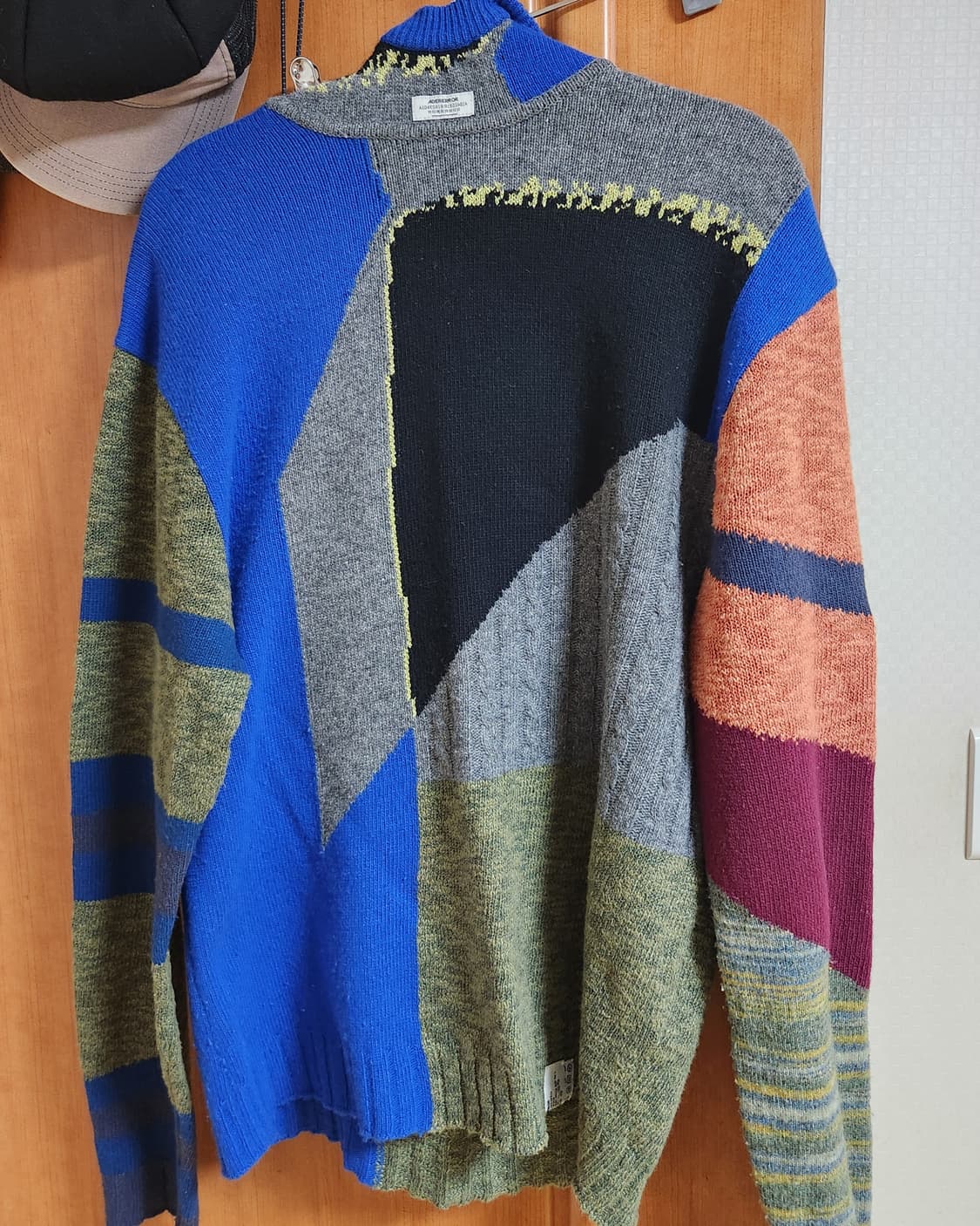 아더에러 lectu knit M 니트 스웨터 상품이미지3