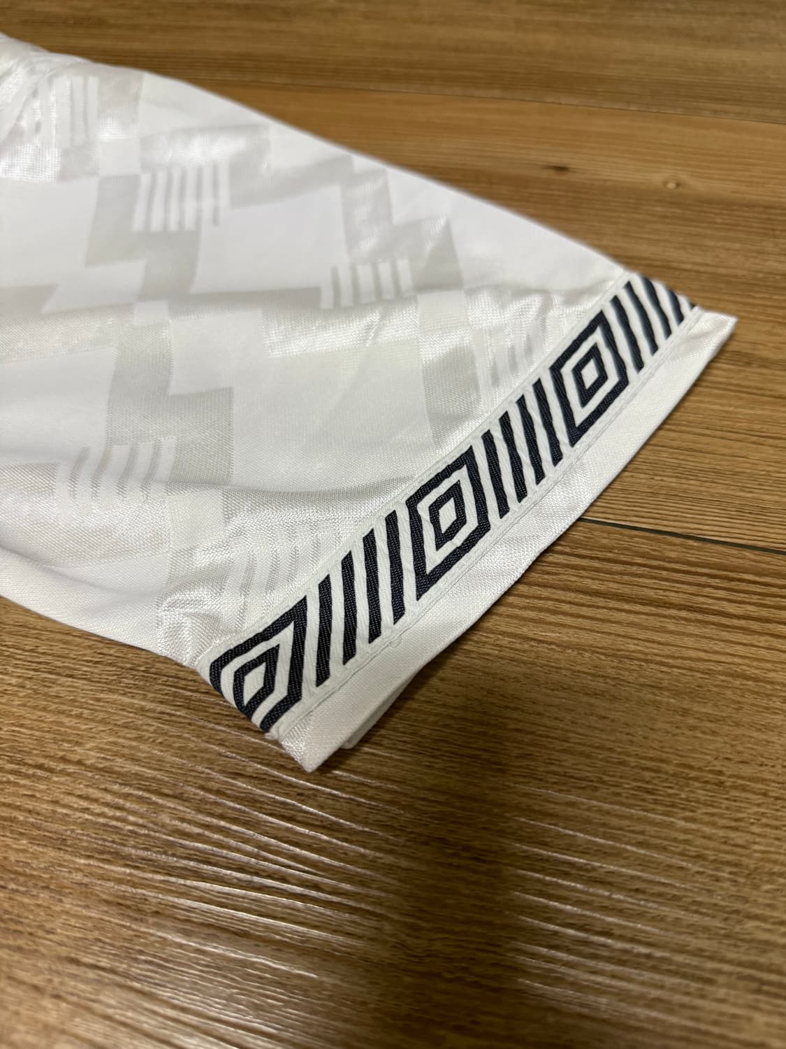 엄브로 반팔 카라 티셔츠 상품이미지5