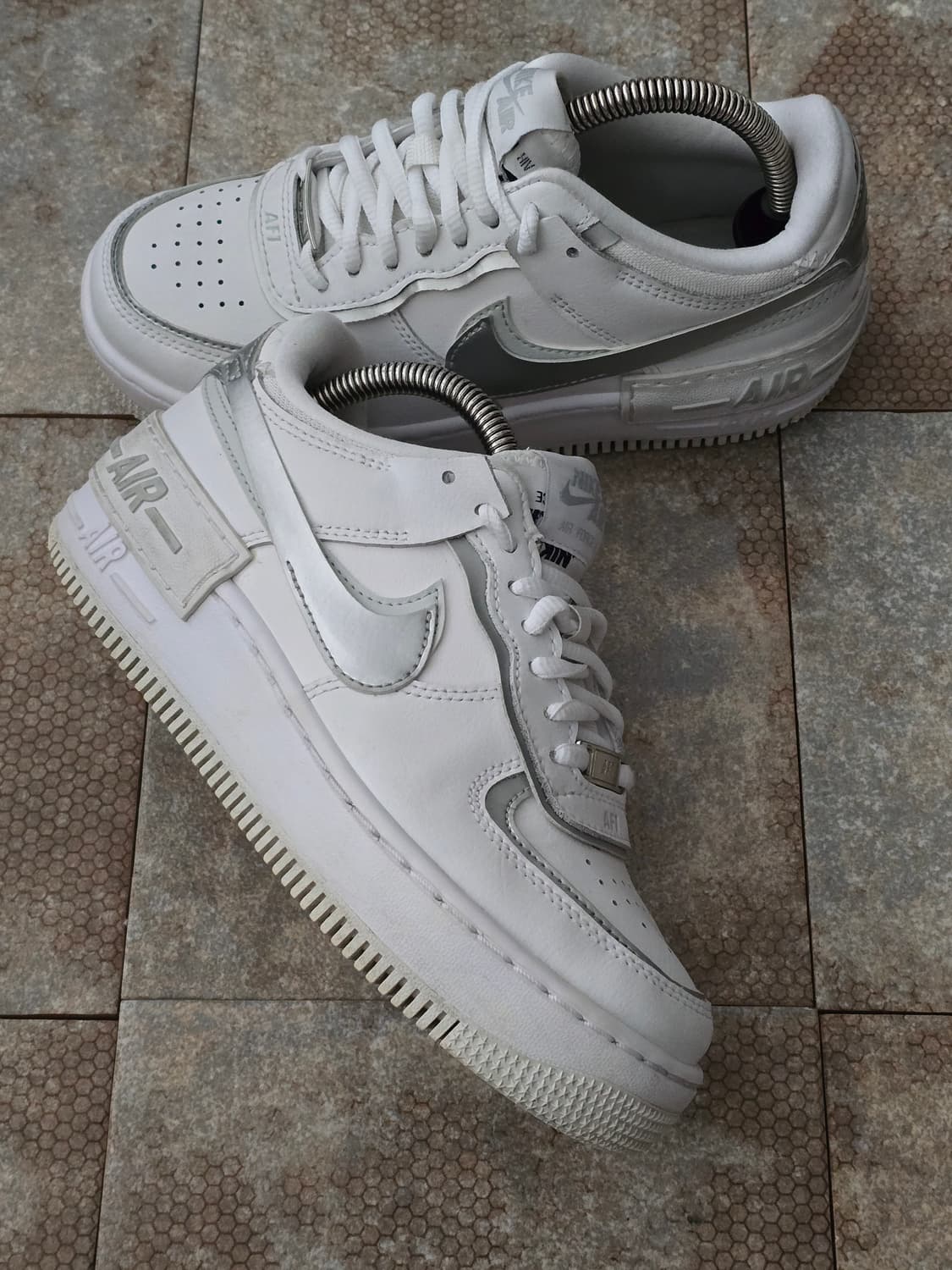 (225)나이키 에어포스 1 쉐도우 화이트 실버 상품이미지8