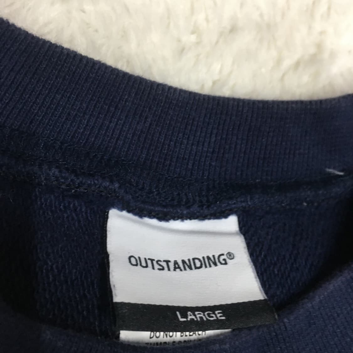 아웃스탠딩 빅로고 맨투맨 DD03 상품이미지2