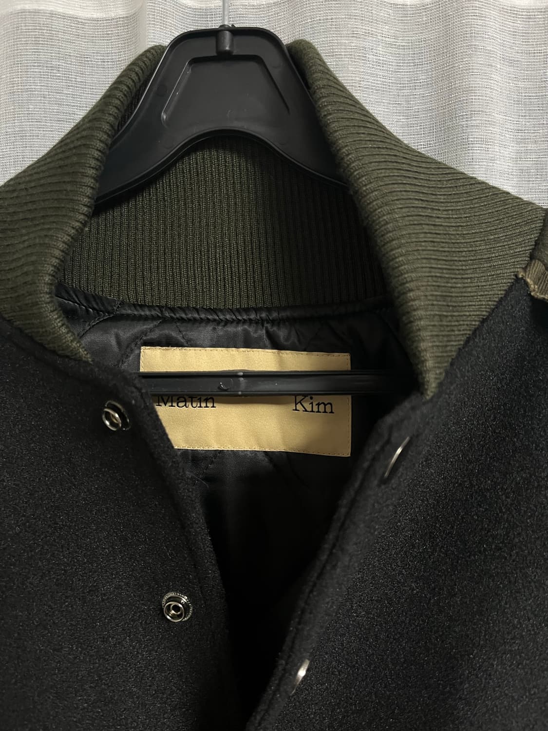 마뗑킴 스타디움 바시티 퀼팅 점퍼 블랙 상품이미지3