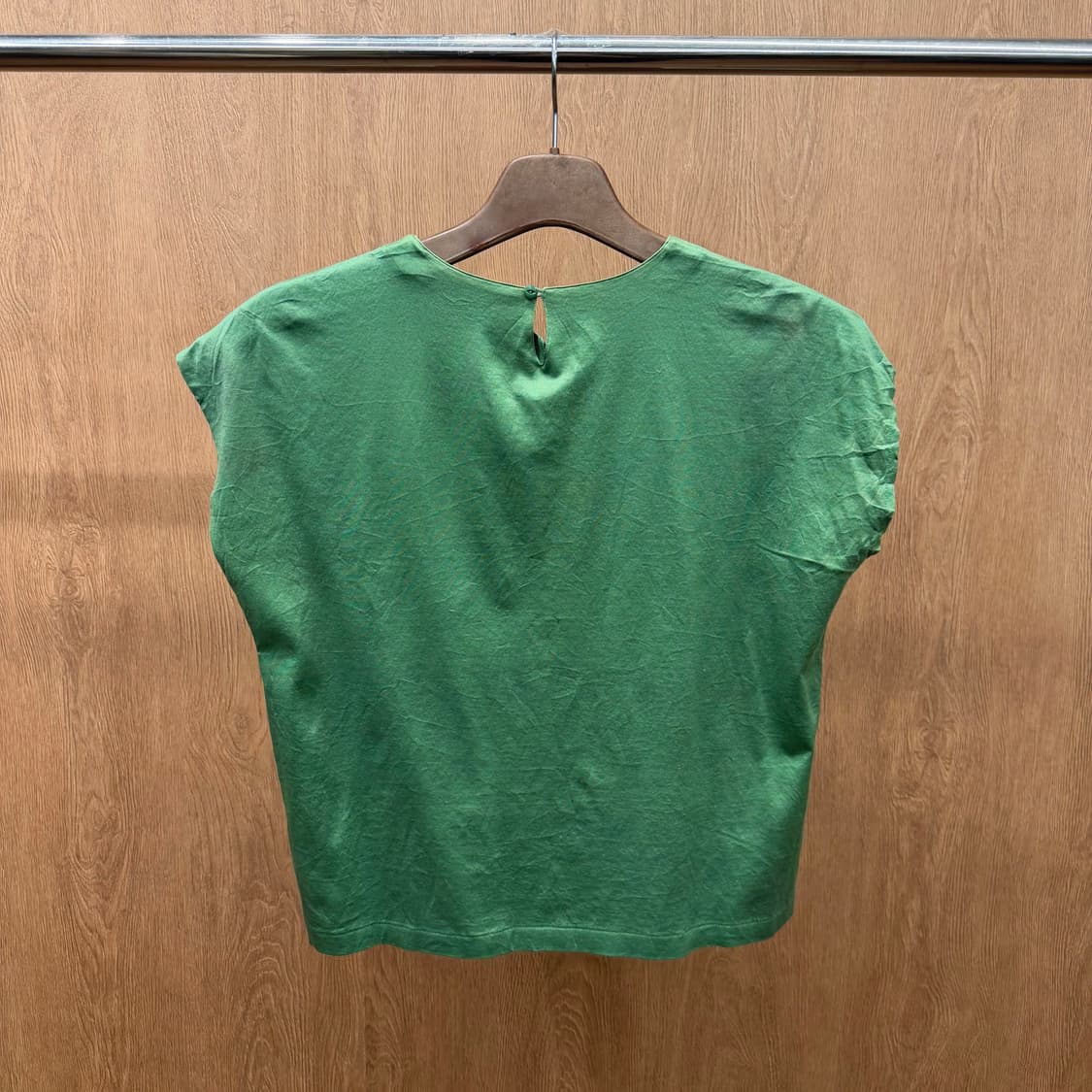 버버리 슬리브리스 프론트 블라우스 레이스 패널 디테일 루즈핏 그린 상품이미지3