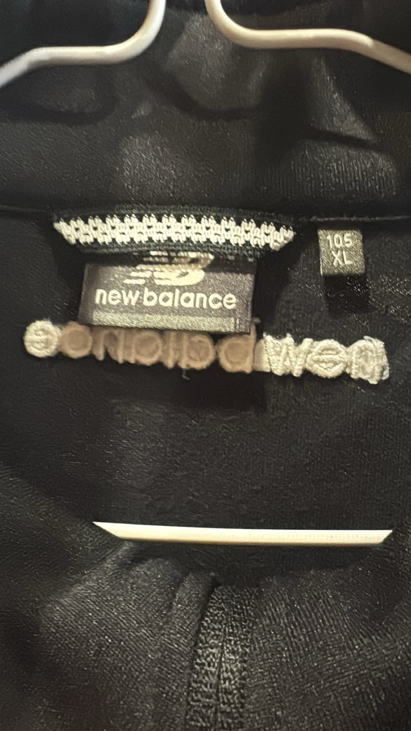 뉴발란스 트랙탑 상품이미지2