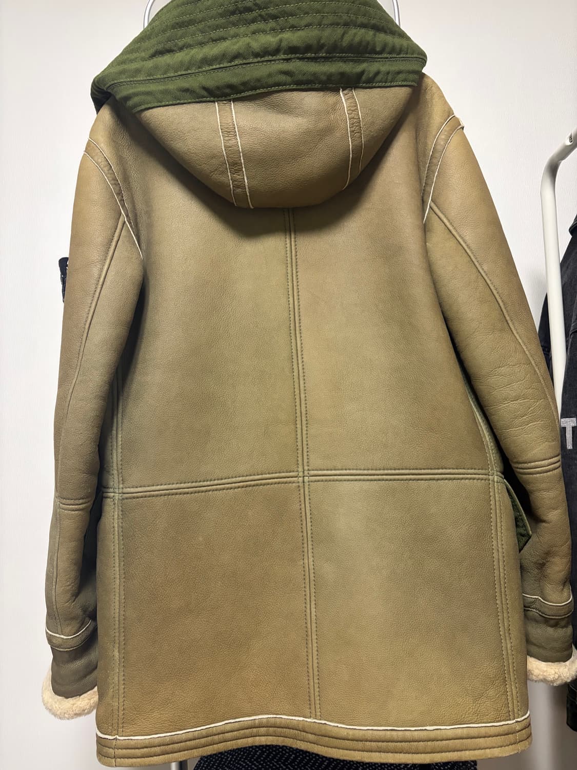 스톤아일랜드 무스탕 100 상품이미지3