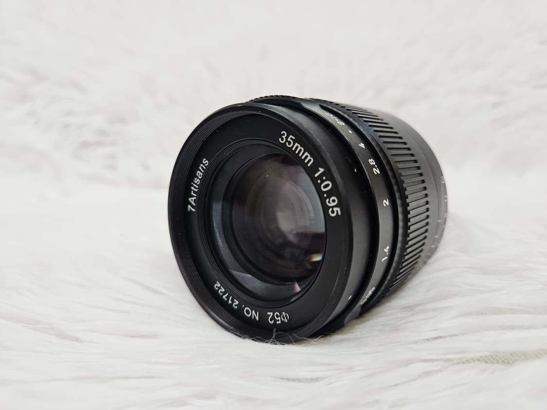 [민트] 7Artisan 7장인 35mm F0.95 렌즈 판매 상품이미지3