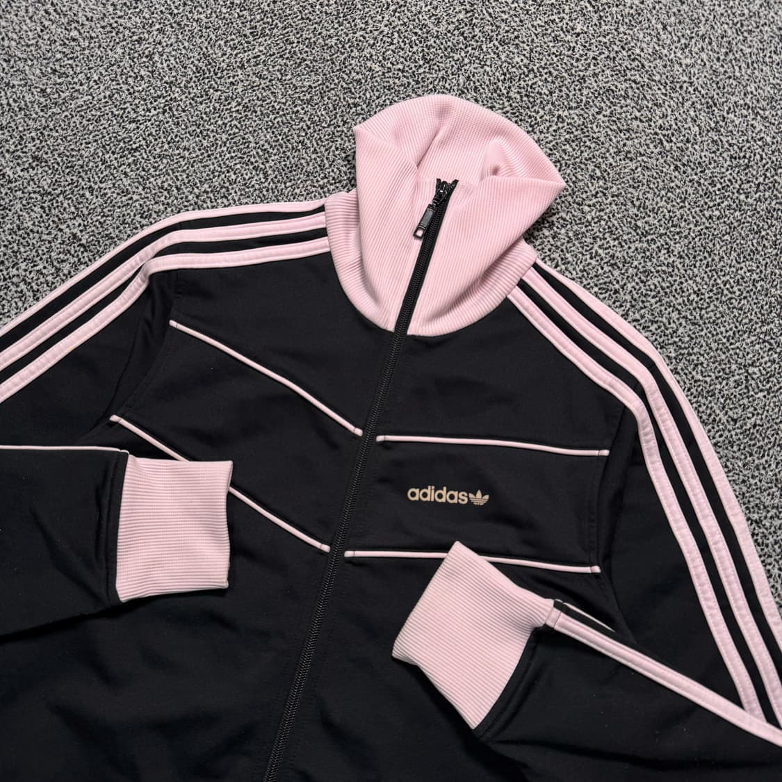 Name : 아디다스 베켄바우어 핑크라인 블랙컬러 져지 :)  상품이미지3