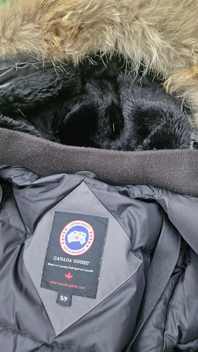 (정품) 캐나다 구스 여성 패딩 S 상품이미지4
