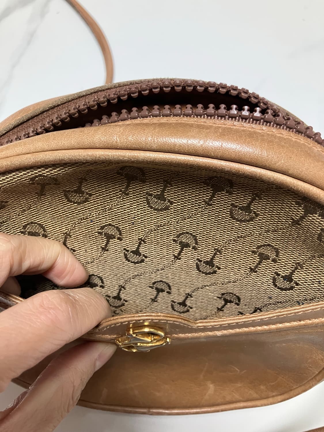 올드 구찌 빈티지 미니 탬버린백 모노그램 크로스백 브라운 상품이미지6