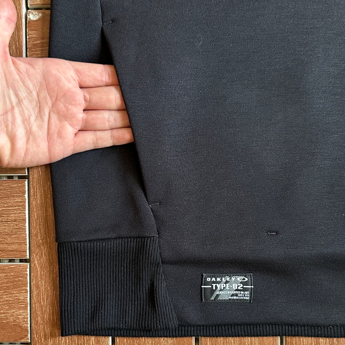Oakley dwr black out hoodie 상품이미지5