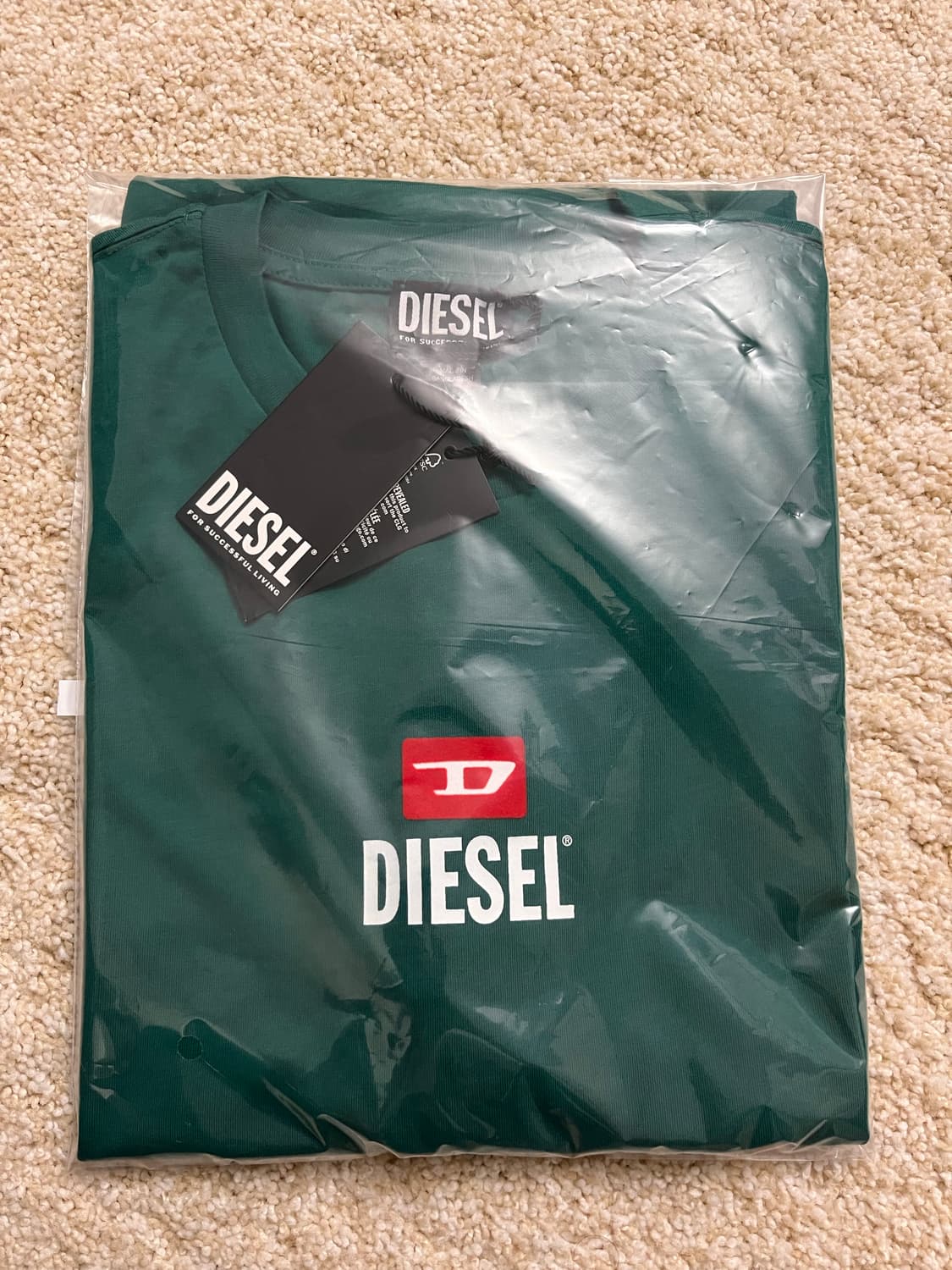 [새상품] 디젤 T-저스트 스몰 뉴 D 로고 티셔츠 포레스트 그린 L 상품이미지4