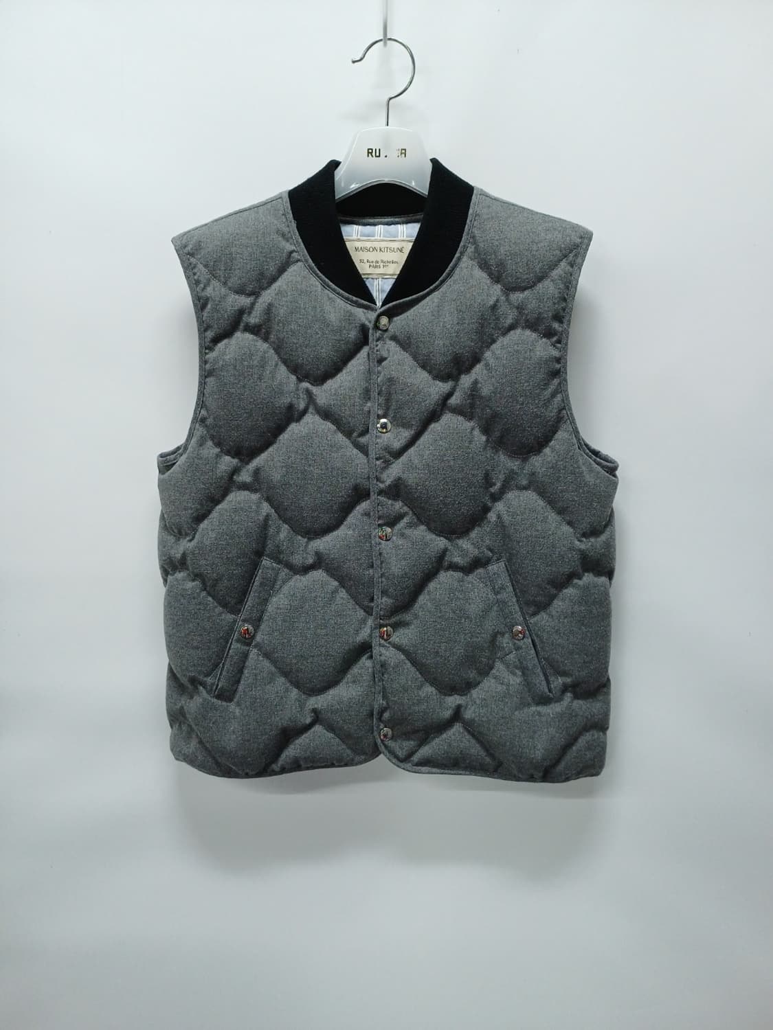 메종키츠네 덕다운 퀼팅 패딩조끼 (여성66~66반) 상품이미지1