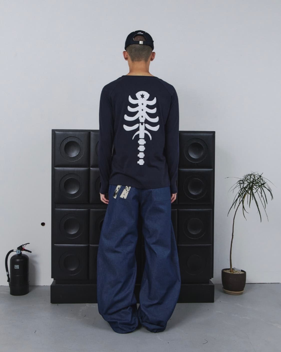 탄산마그네슘 본 롱슬리브 네이비 size 2 상품이미지3