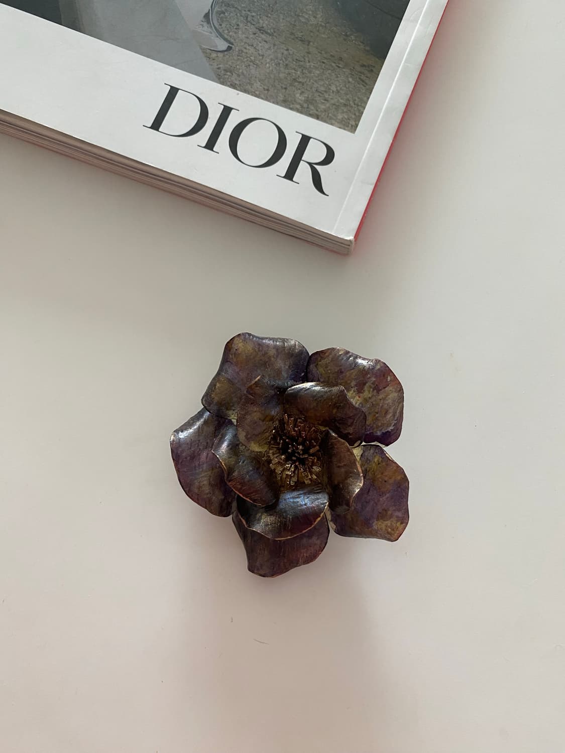 빈티지 가죽 플라워 브로치 상품이미지1