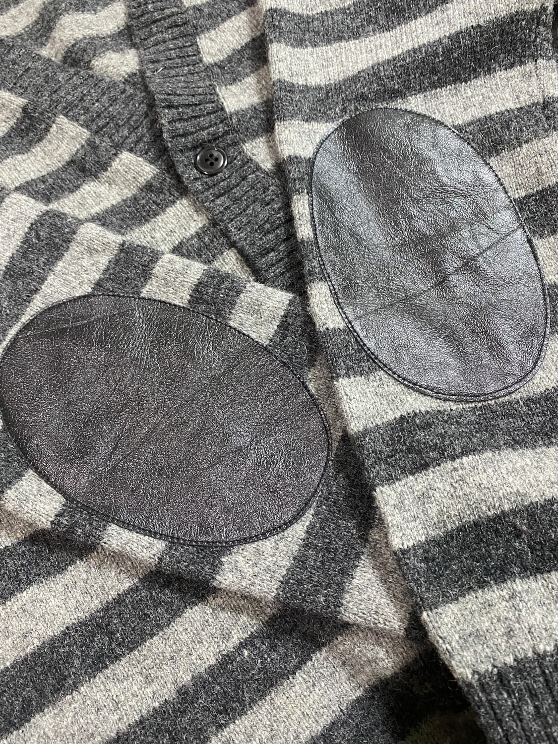 마카웨어 엘보 레더 패치 스트라이프 울 가디건 3 상품이미지4