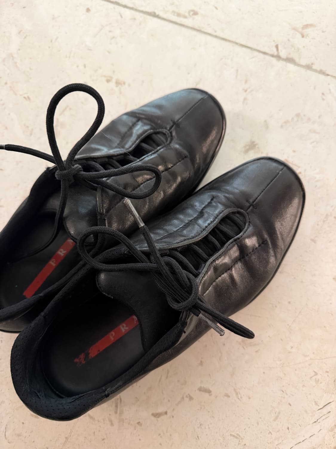 프라다 스포츠 240 팝니다 상품이미지5