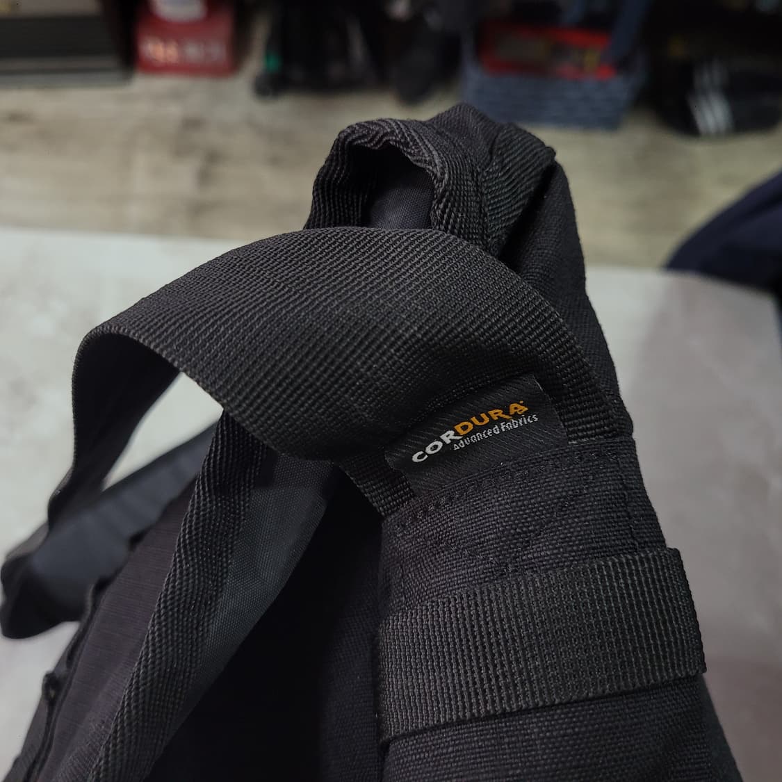 carhartt 칼하트 블랙 메신저백 가방 상품이미지3