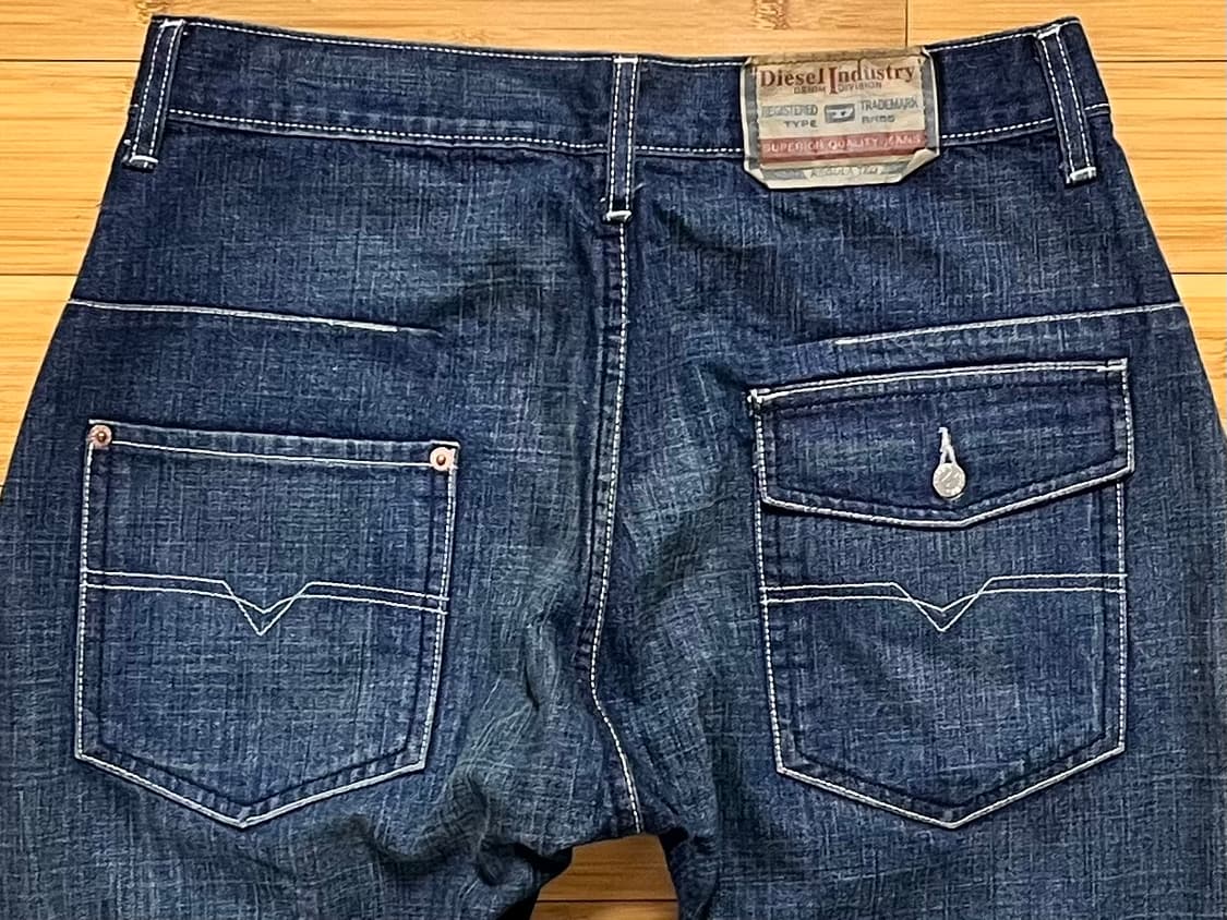 디젤 엔지니어드진 W32 상품이미지4