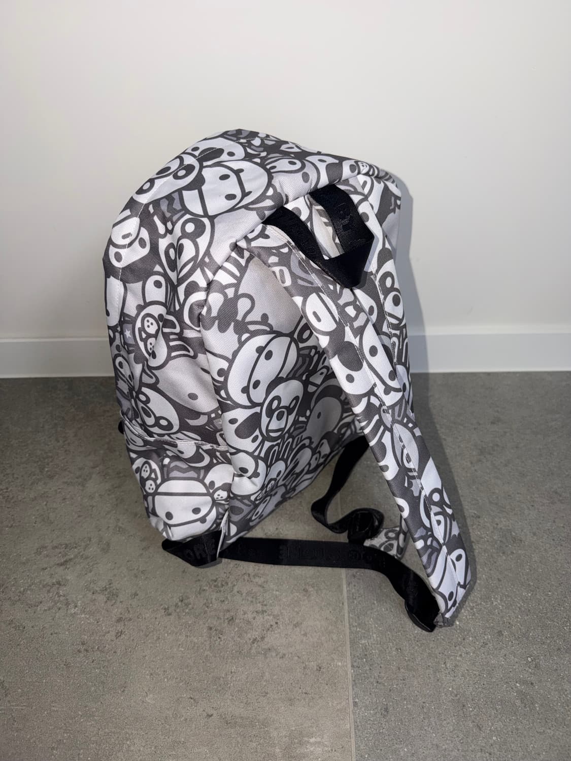 베이프 베이비 마일로 그레이 백팩  상품이미지2