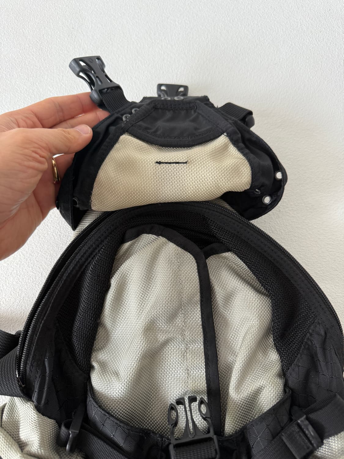 오클리(OAKLLY) 미니 백팩 상품이미지6