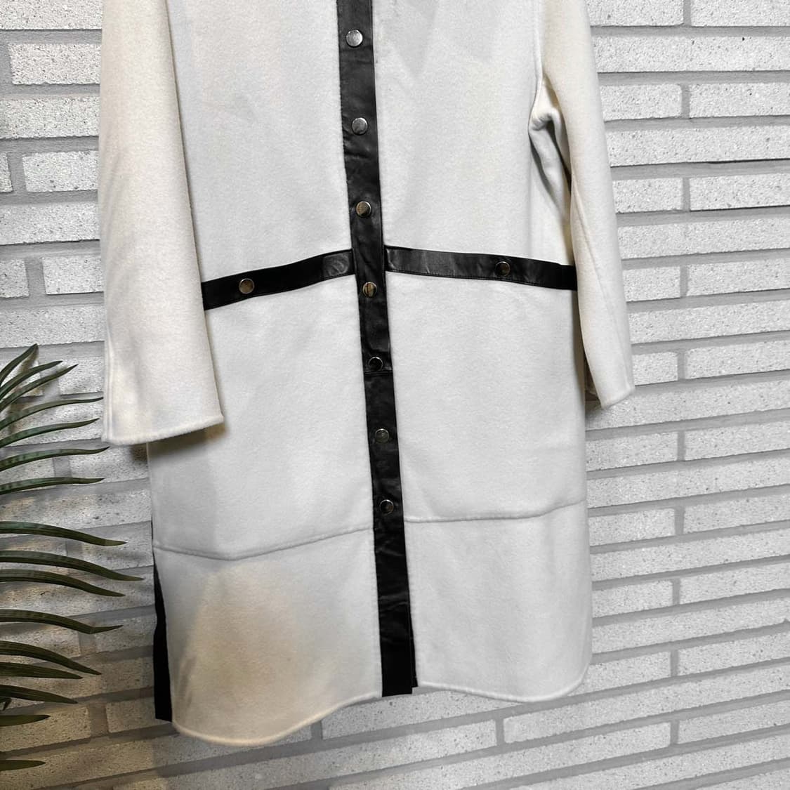 USA VINTAGE 캐시미어 무스탕 롱코트 스냅버튼 디테일 화이트 상품이미지4