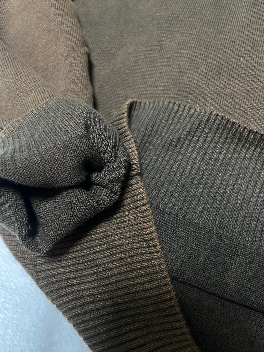 엘무드 스톤 워시드 코튼 풀오버 니트 머드 48 상품이미지6