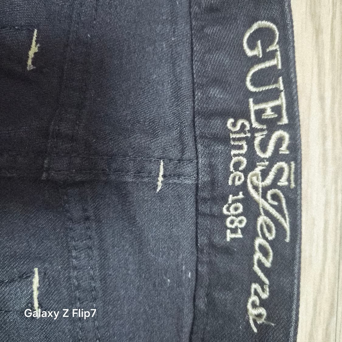 게스 금장 블랙 데님 상품이미지3