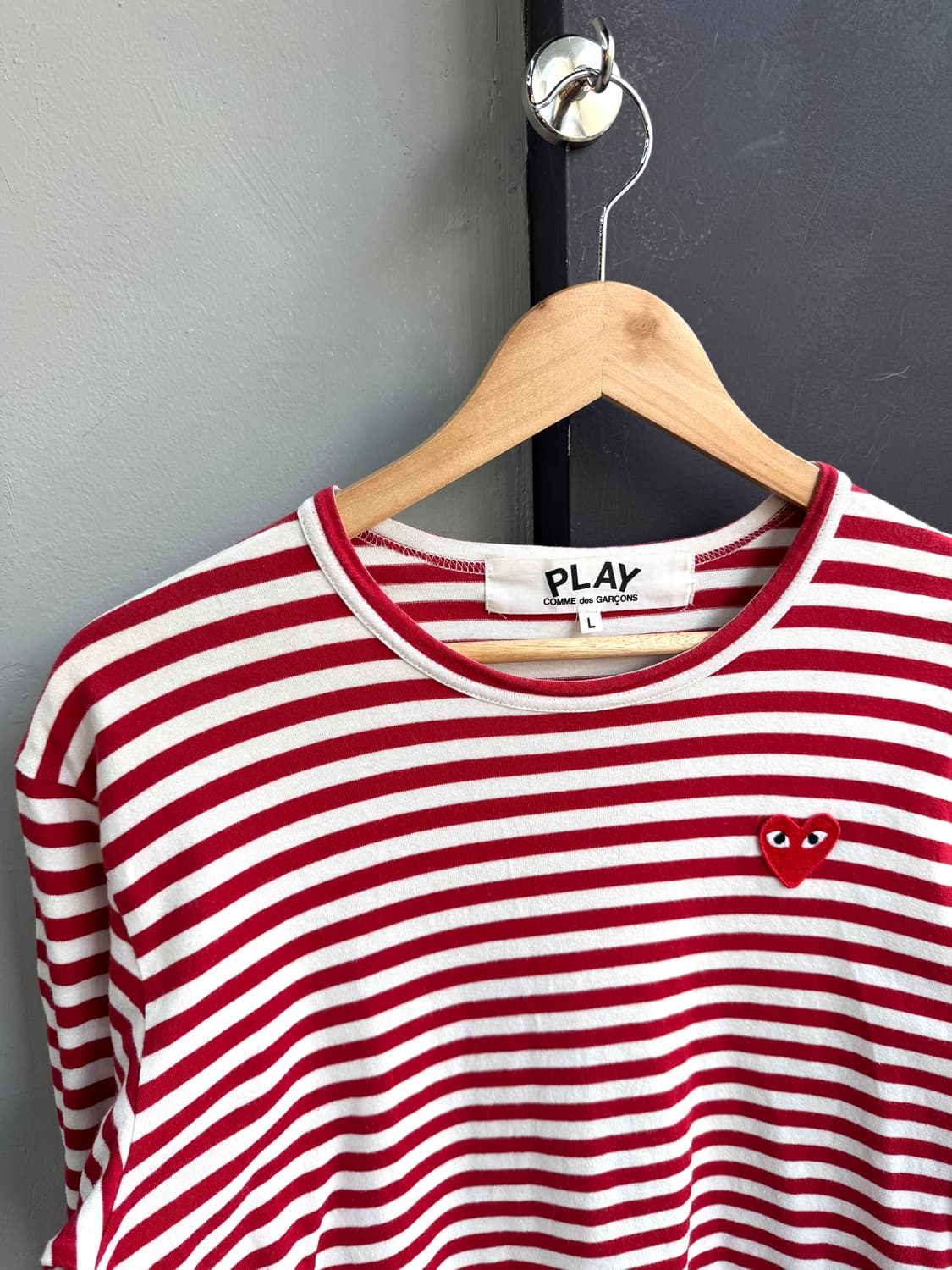 L/ 꼼데가르송 스트라이프 레드와펜 긴팔 상품이미지3