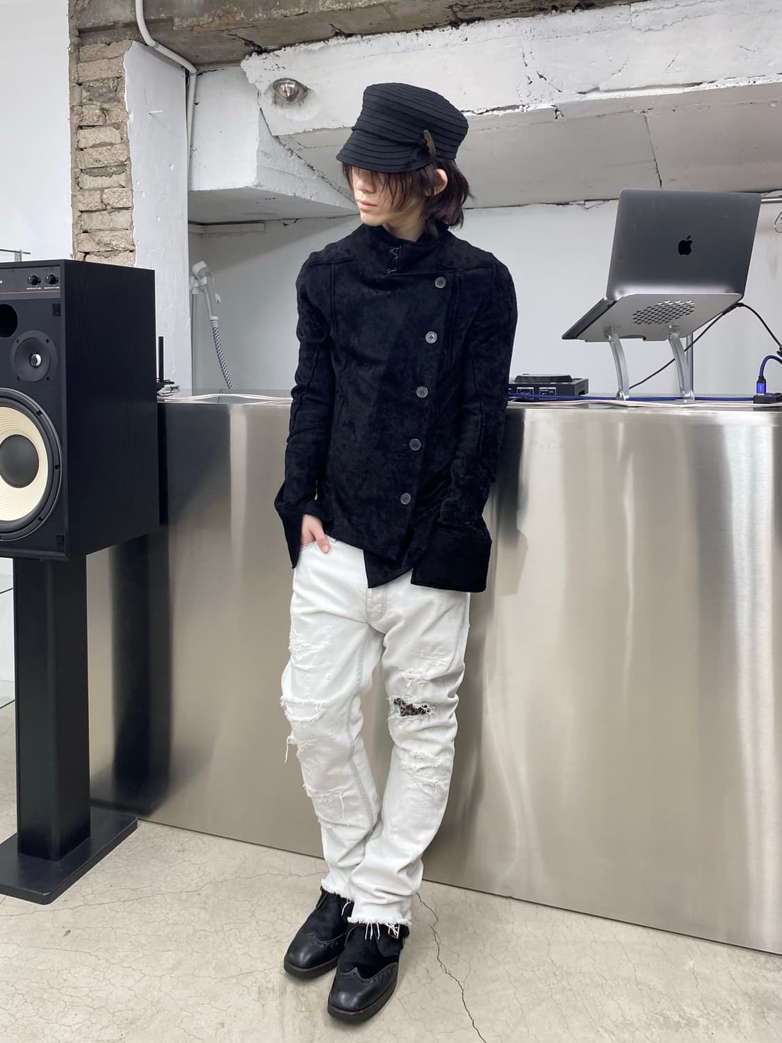 앤드뮐미스터 12AW 비대칭 버튼 자켓 상품이미지1