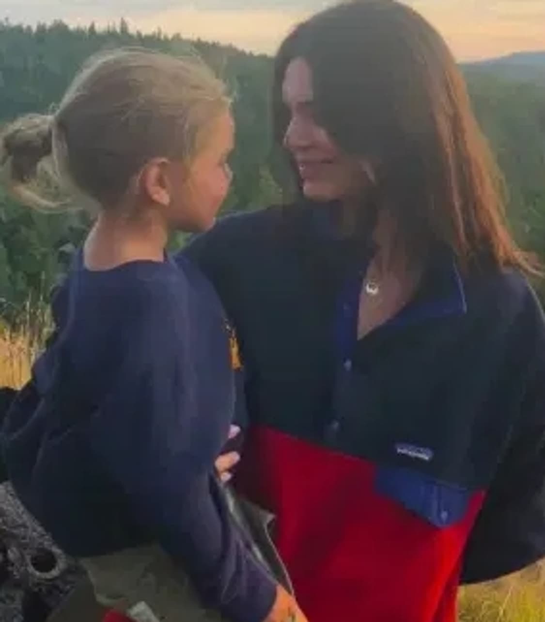 파타고니아 신칠라 레드네이비 L 상품이미지4