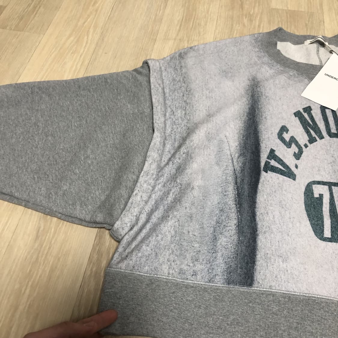 (3) 새상품 언더커버 UNDERCOVER 슬로건 프린트 패널트 맨투맨 상품이미지2