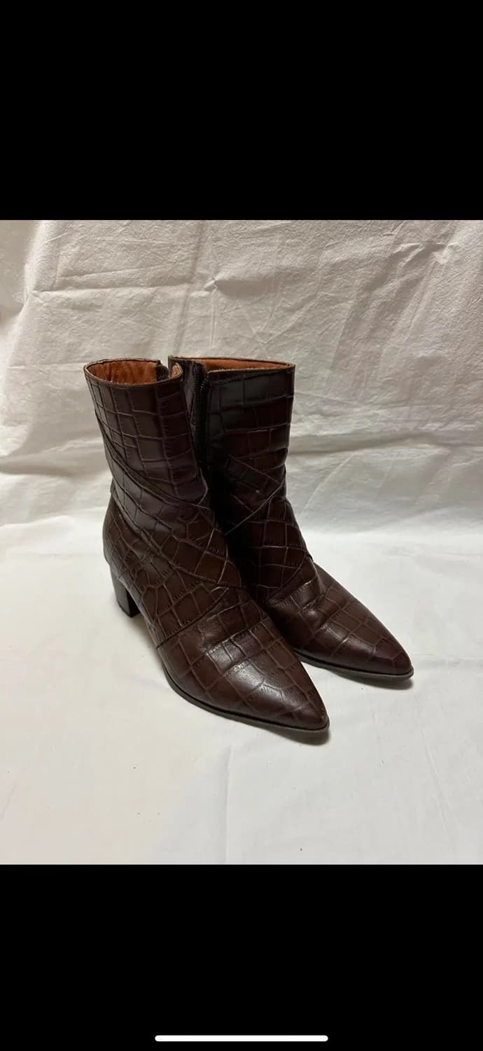 마뗑킴 크로스부츠 240 상품이미지1