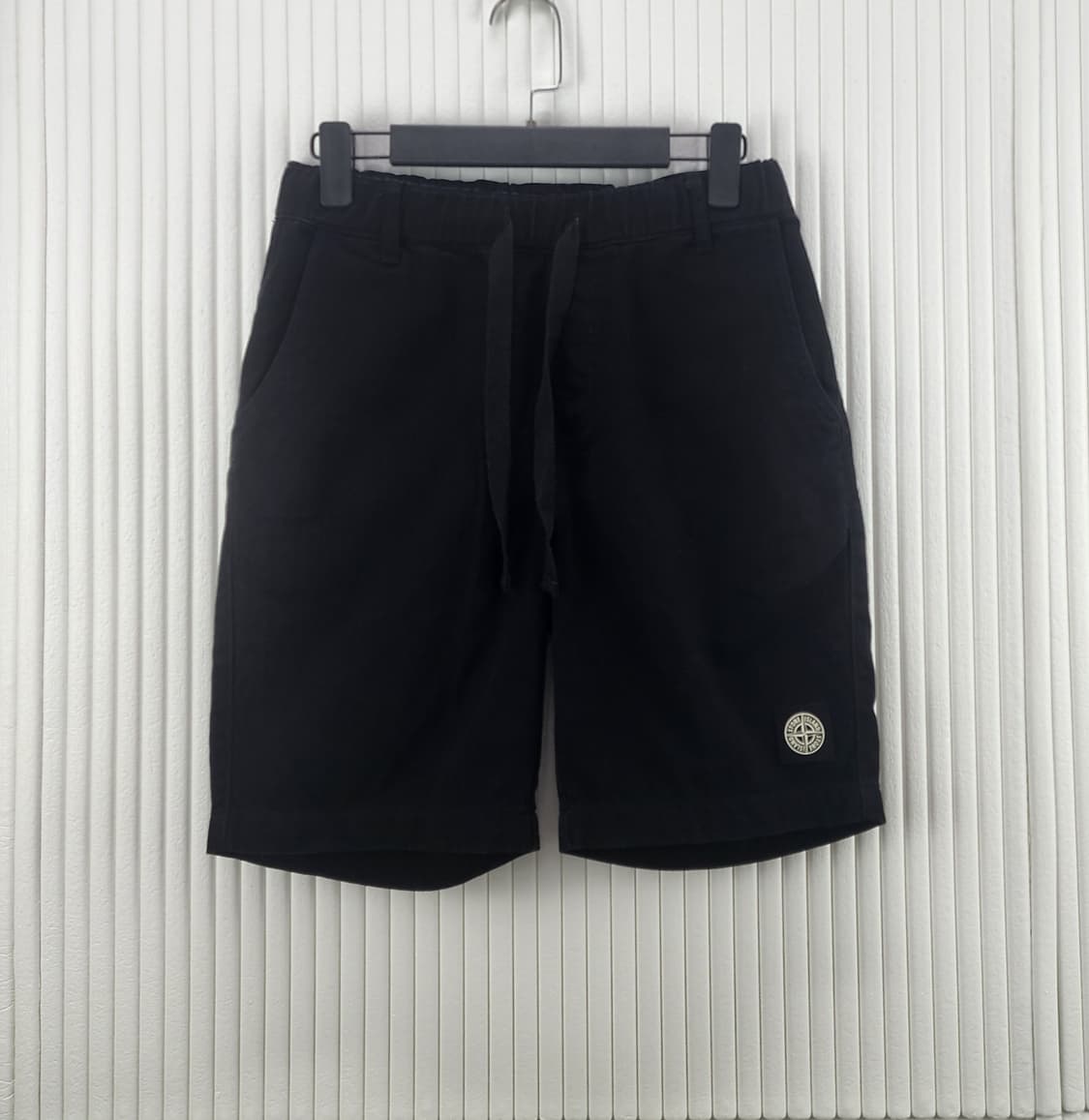 [28]스톤아일랜드 블랙 반바지 상품이미지2