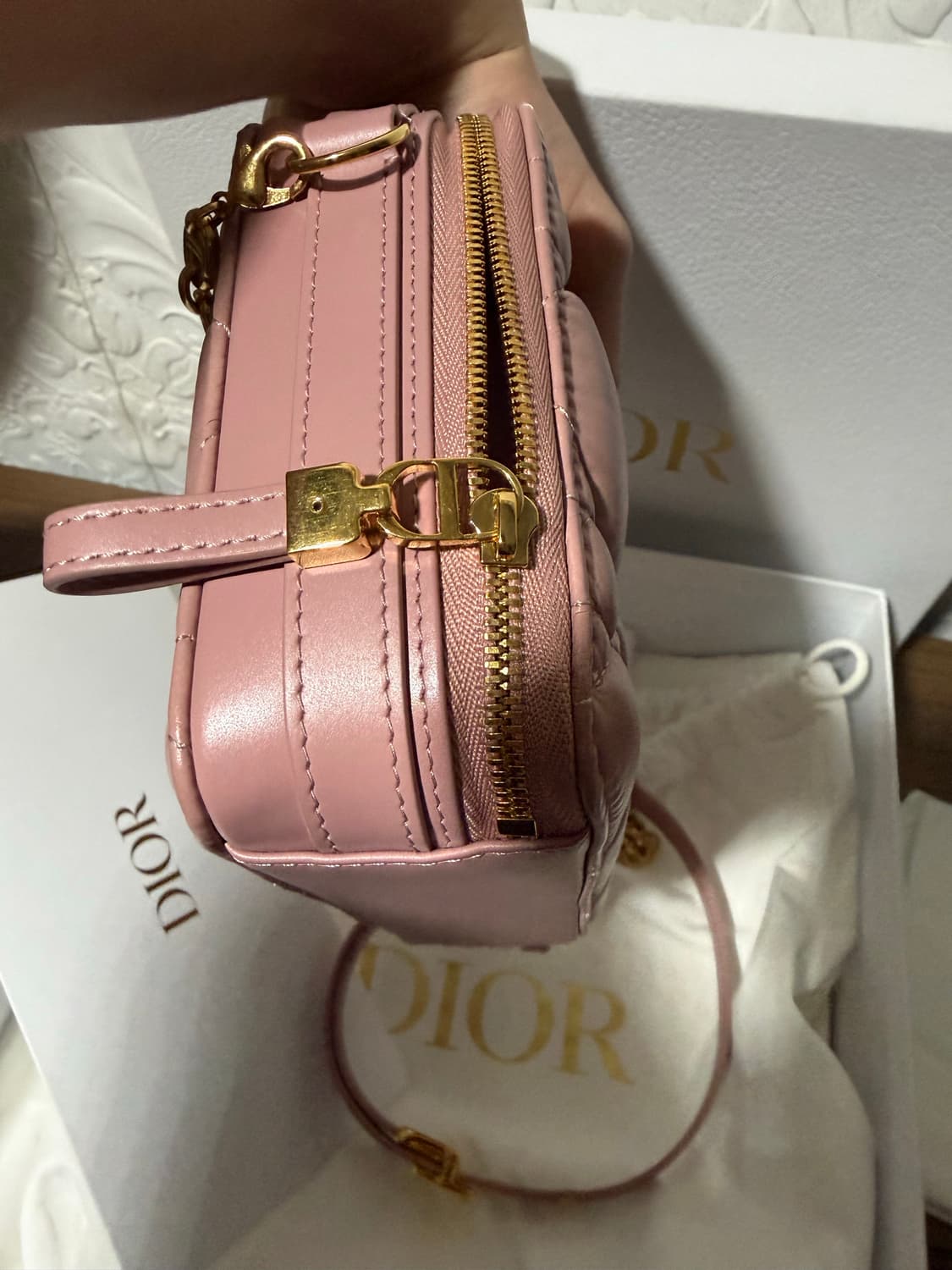 디올 카로 박스백 핑크 상품이미지5
