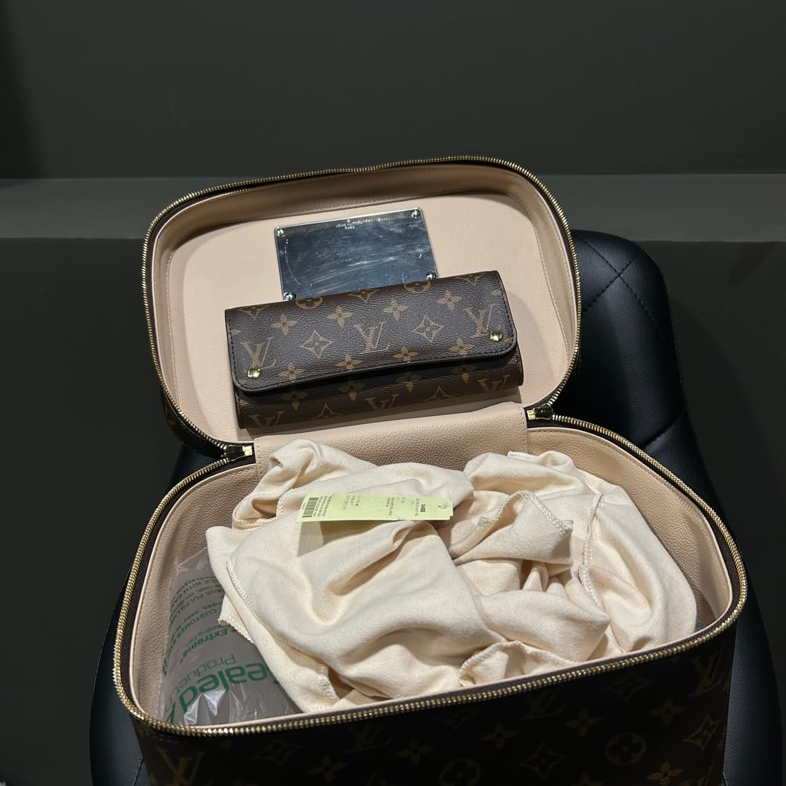 루이비통 니스베니티 맥시 백 상품이미지5