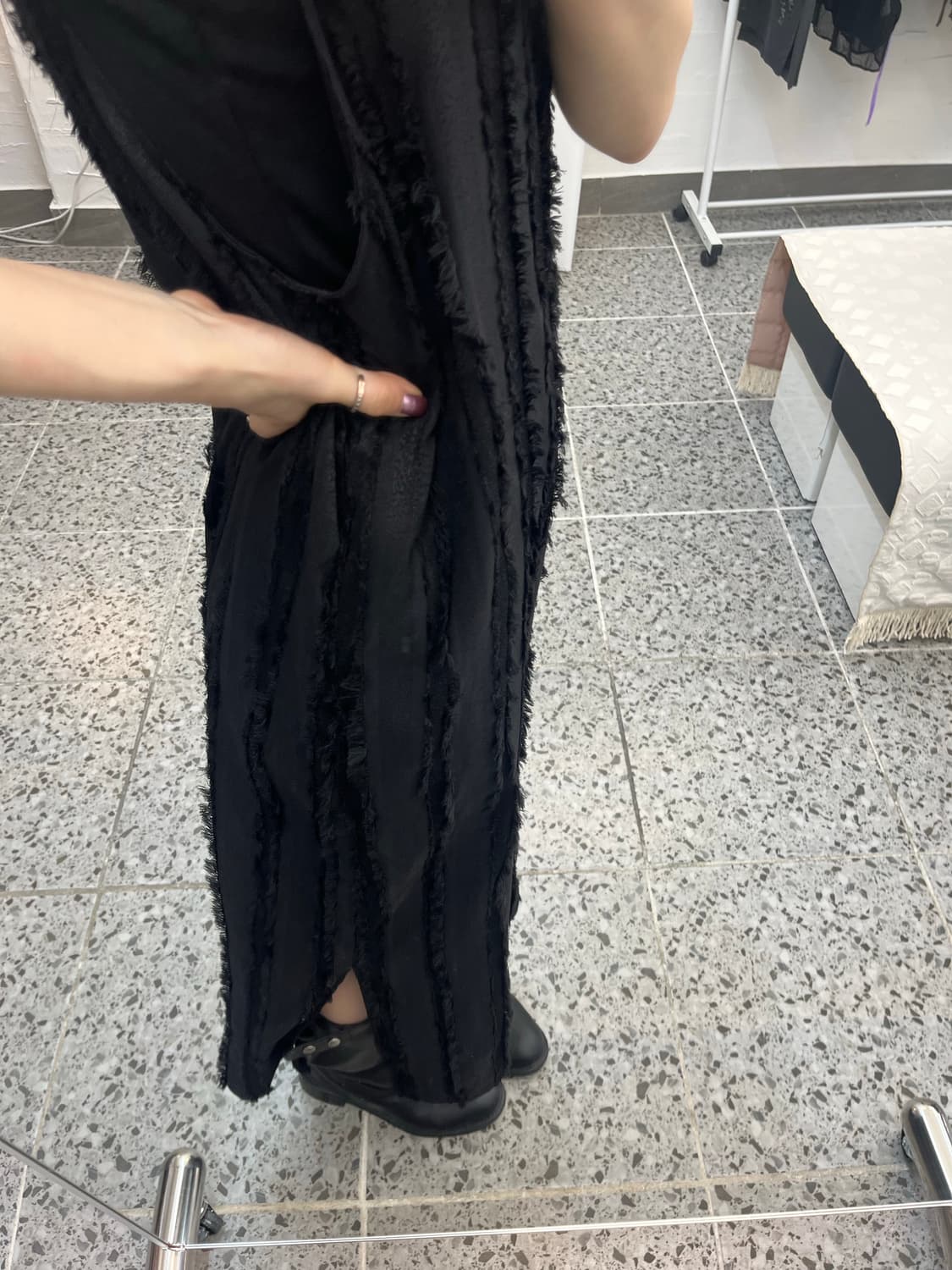 라인 포인트 블랙 롱 원피스 상품이미지3