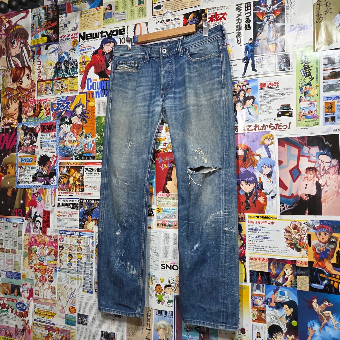 디젤 중청 디스 데미지 버튼플라이 데님 팬츠 상품이미지2