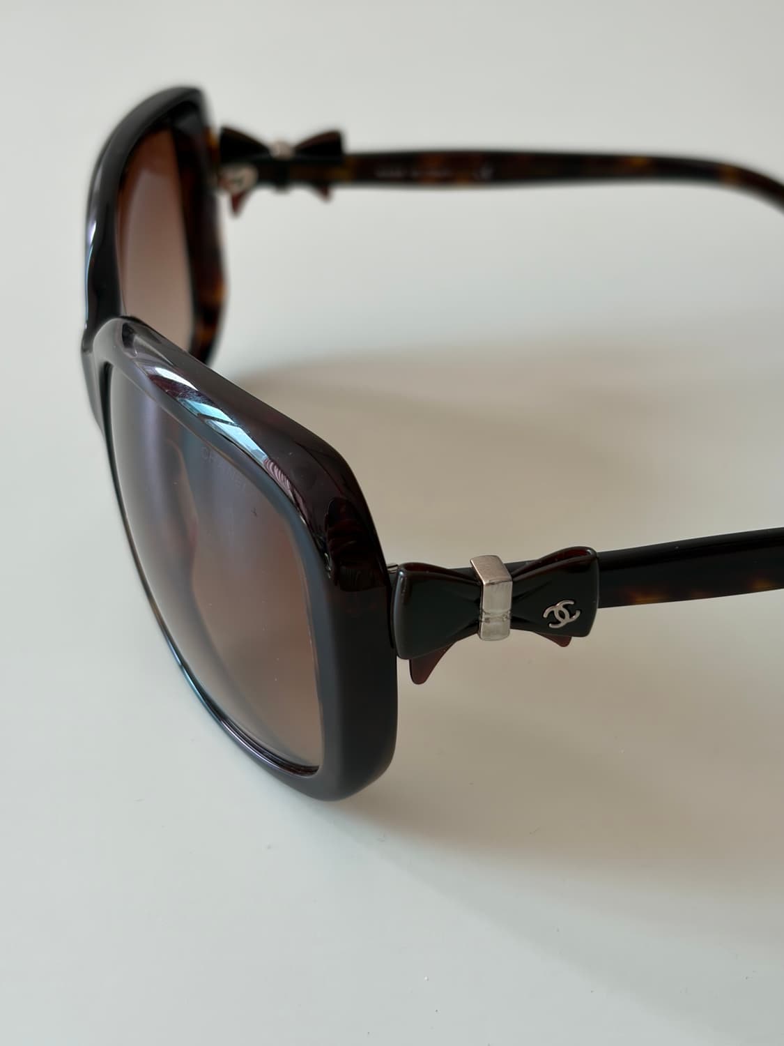 샤넬 리본 선글라스  상품이미지4