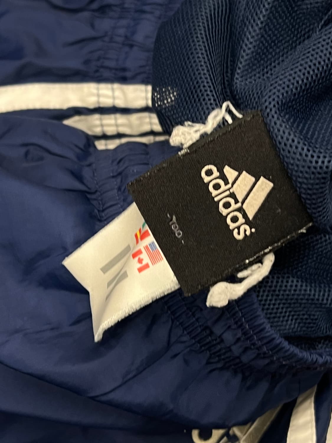 아디다스 올드스쿨 와이드 나일론 팬츠 처분  상품이미지3