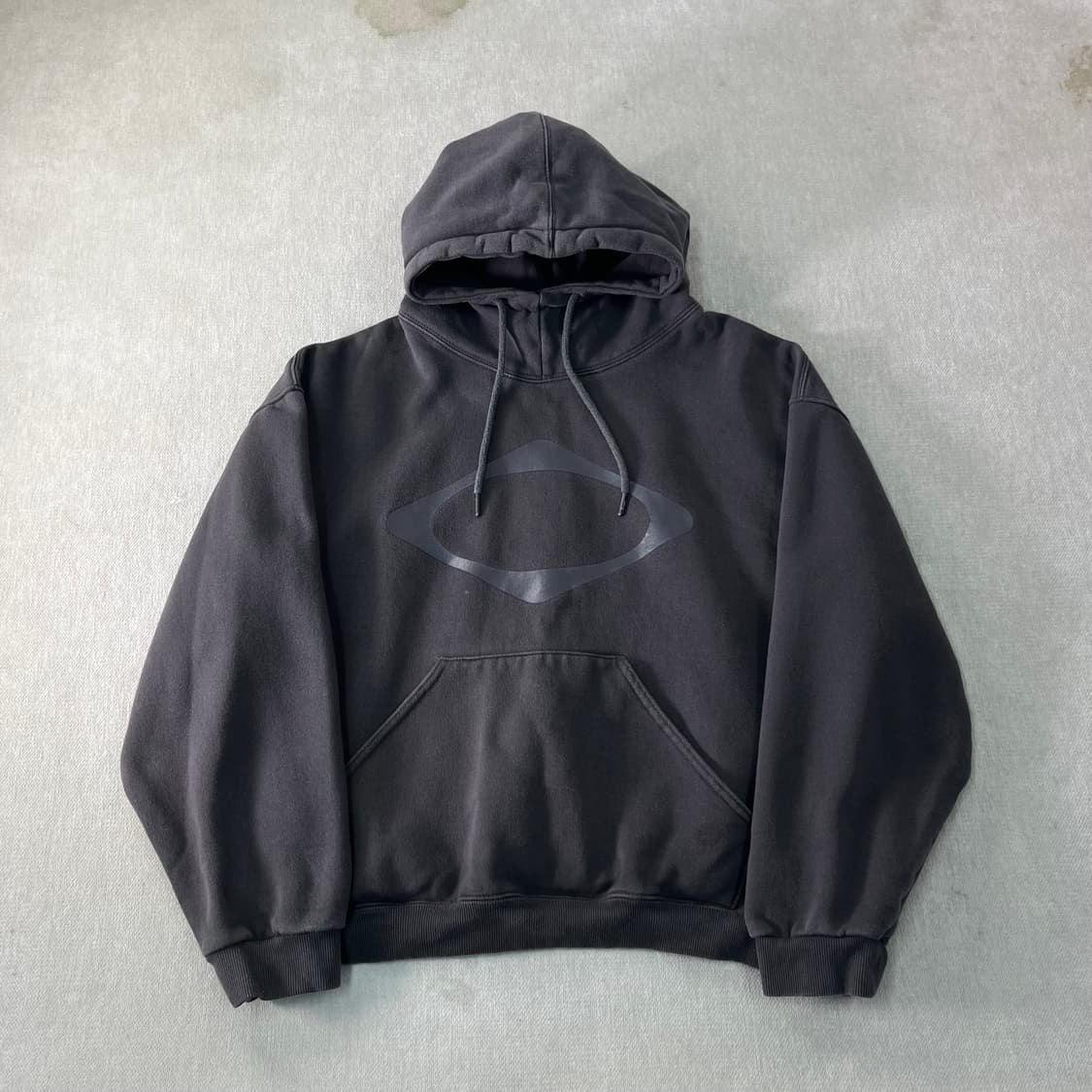 W 100 미스치프 22FW 롬버스 챠콜 후드티 상품이미지1