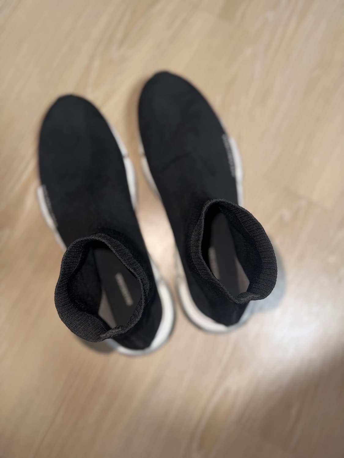 발렌시아가 스피드러너 44 상품이미지5