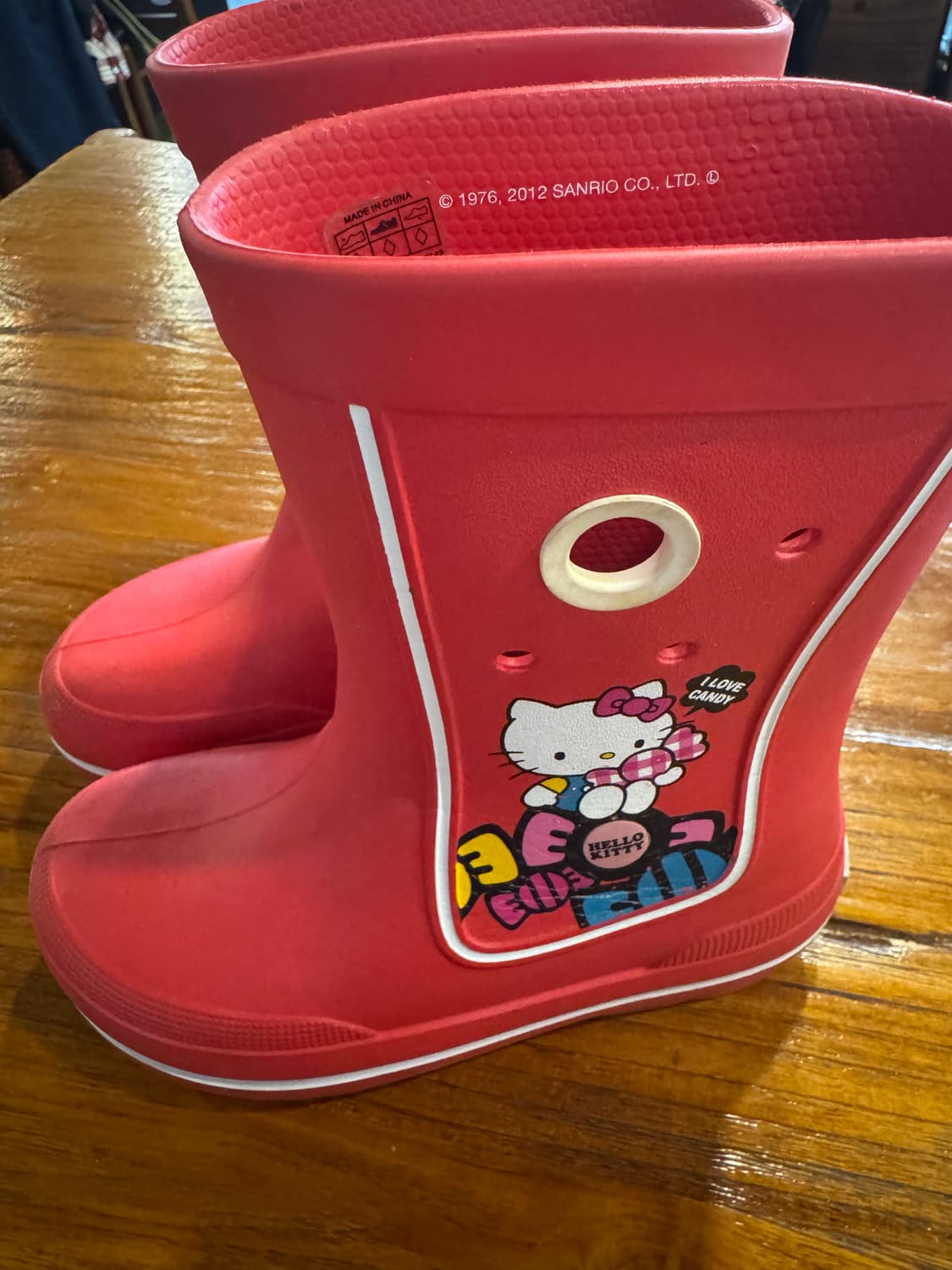 크록스 키티 장화 225 상품이미지1