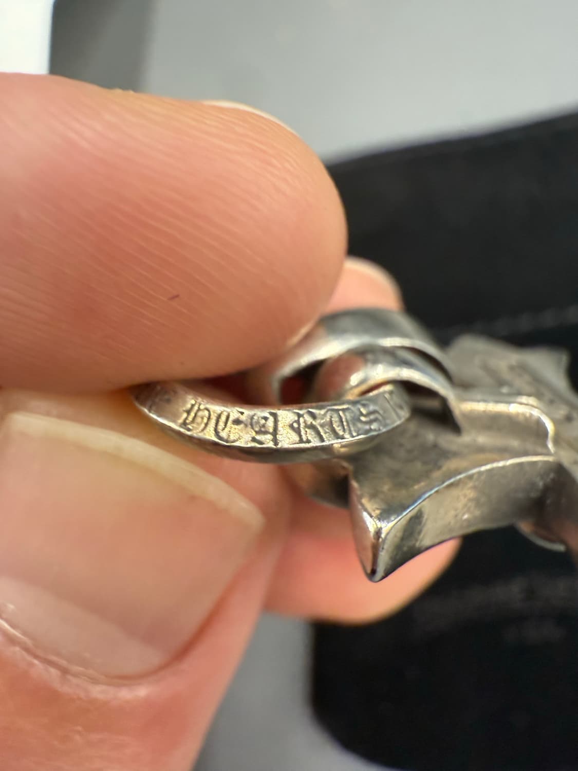 크롬하츠 스몰 크로스 위드 베일 펜던트 상품이미지6