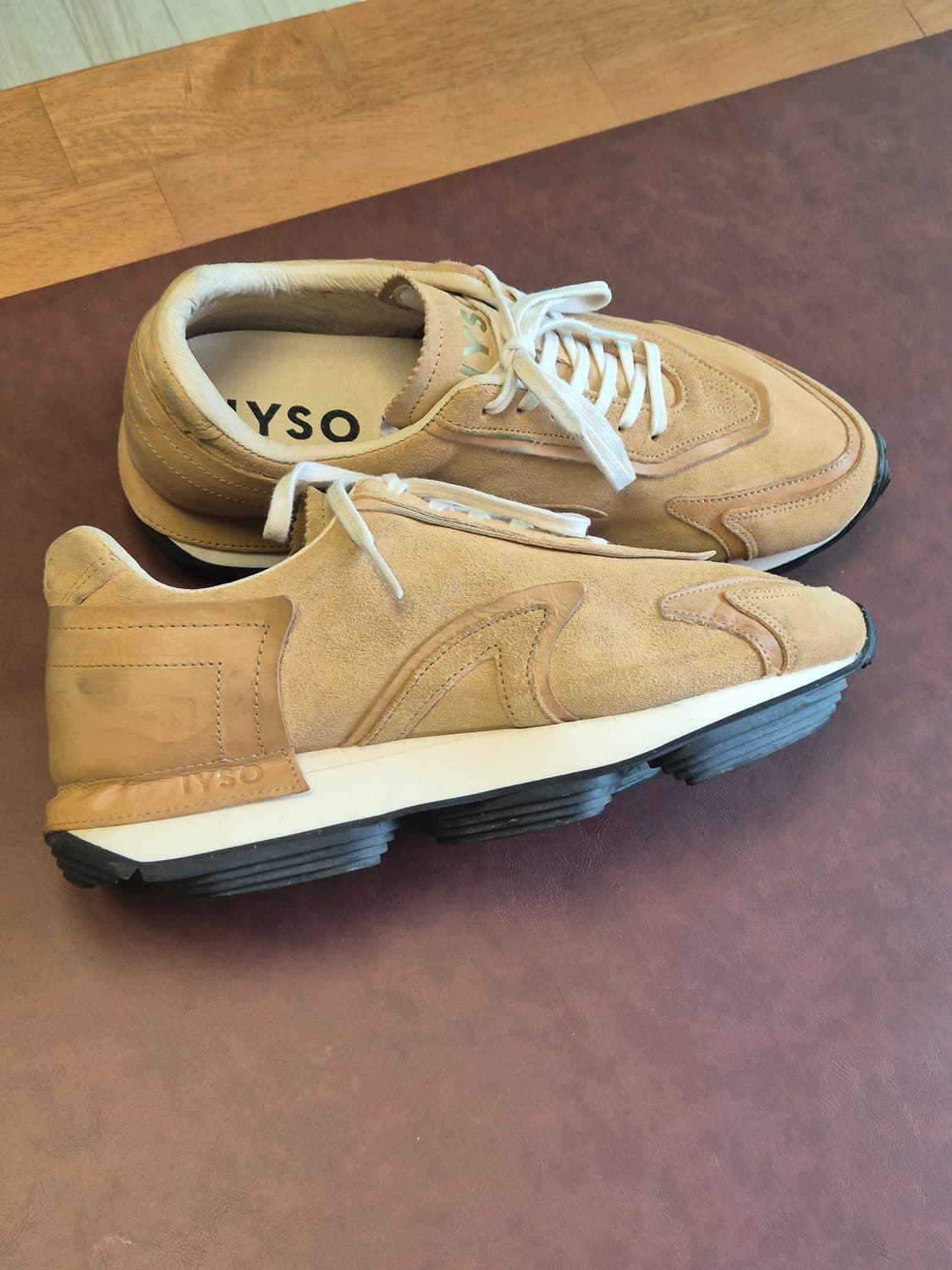 이소(IYSO) 270/EU42 남자스니커즈  상품이미지4