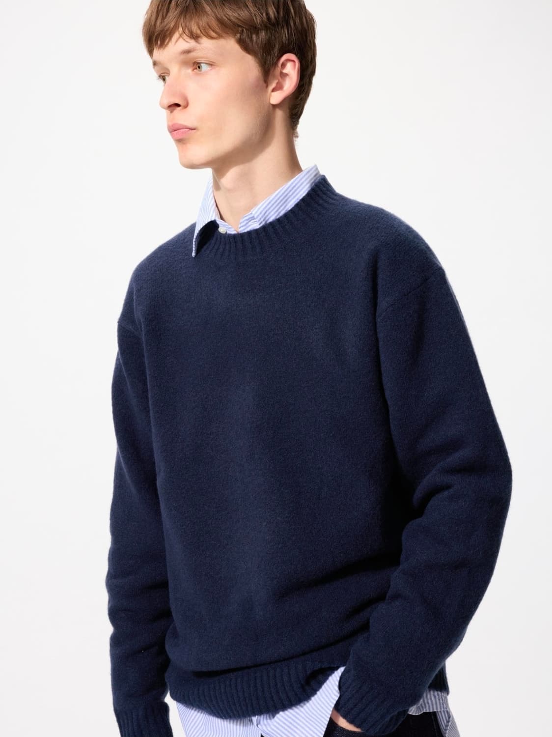 유니클로 수플레얀 크루넥 스웨터 네이비 4XL 새제품 상품이미지2